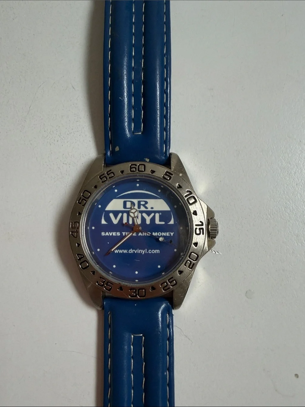 Source Unknown Blue Promotional Men's Watch with Silver Case needs battery